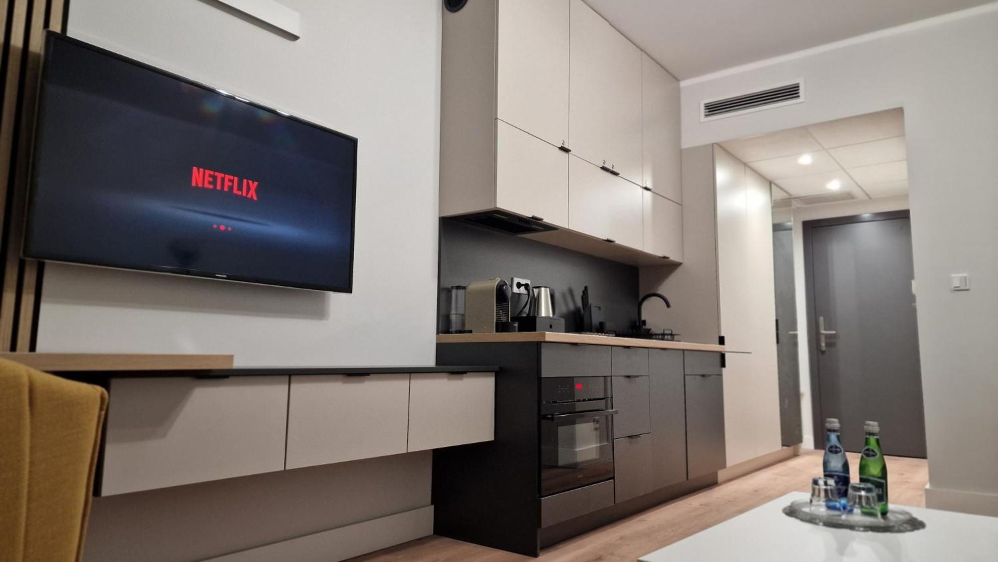 Alibi - Sympozjum Hotel apartamentowy *