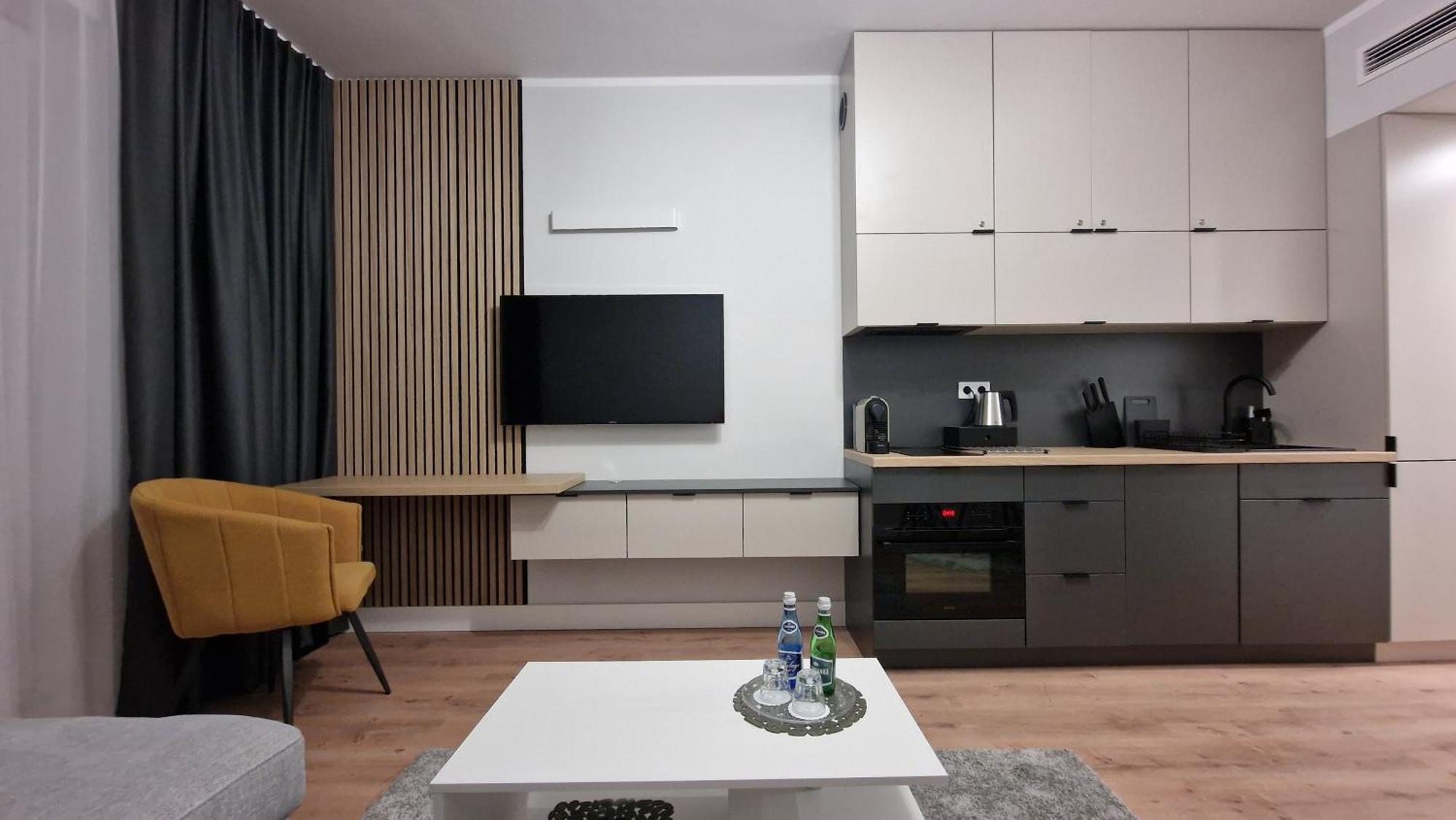 Aparthotel Alibi - Sympozjum *